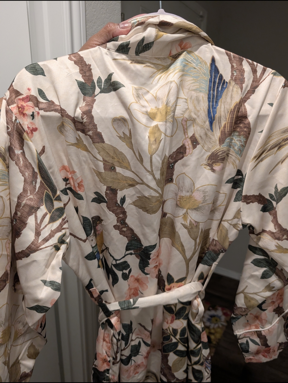 Pottery Barn Nola Silky Piped Robe - Picture 9 of 11